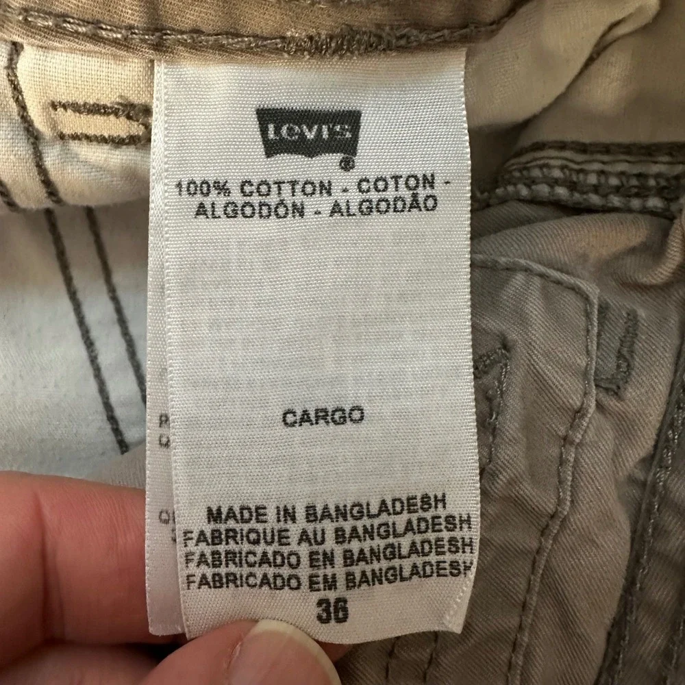 Levis Y2K Cargo Shorts Men 36 Tan Khaki 10
